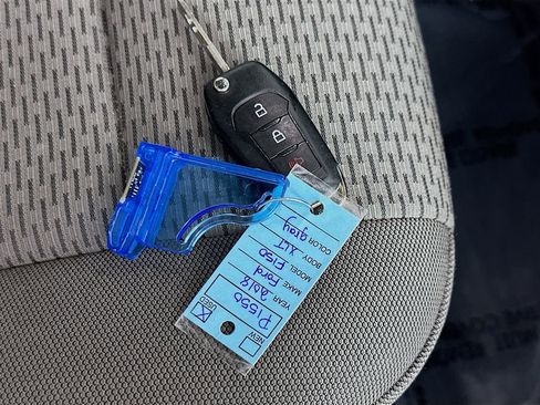 Used 2018 Ford F150 XLT image 32