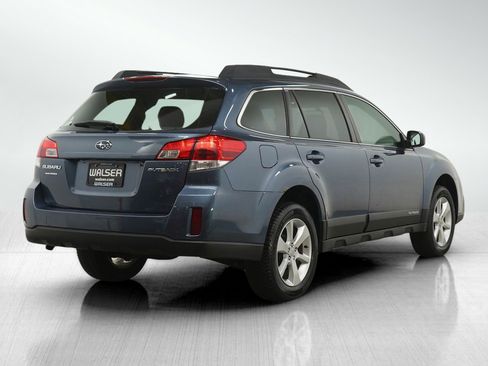 Used 2013 Subaru Outback 2.5i Premium AWD/4WD image 5