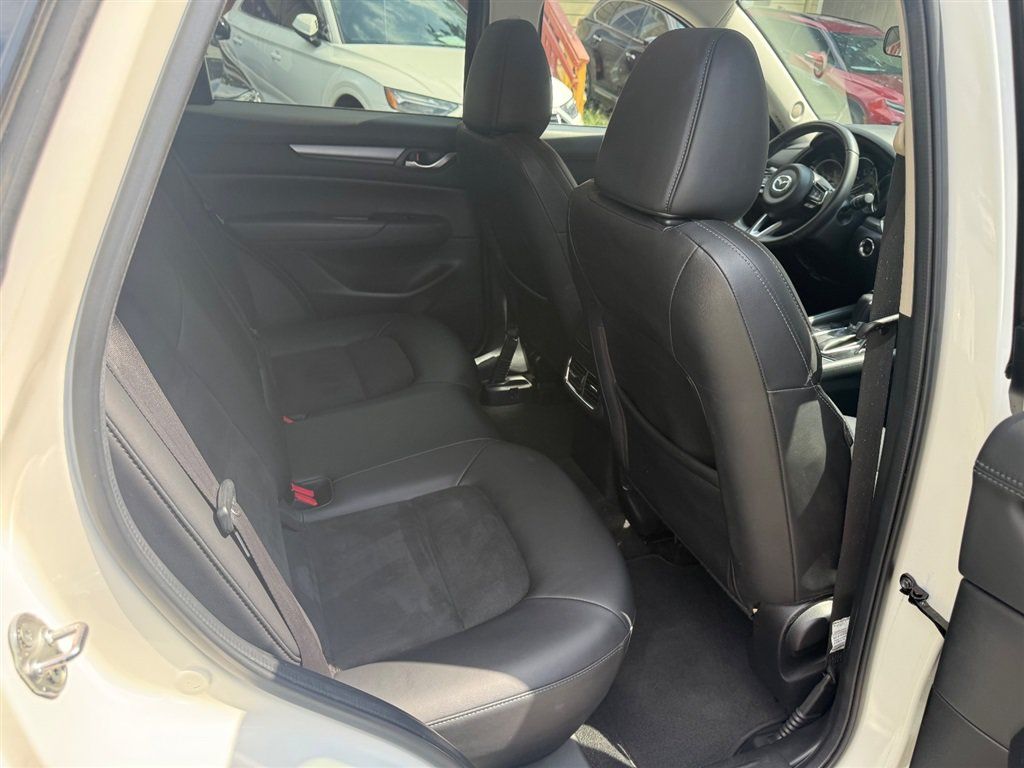 Used 2020 MAZDA CX-5 Touring FWD image 17