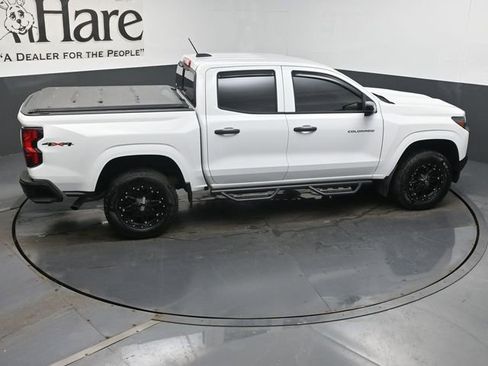 Used 2024 Chevrolet Colorado W/T w/ Safety Package image 38