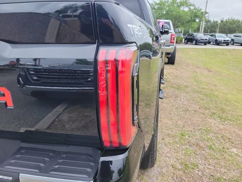 Used 2023 Toyota Tundra Limited w/ TRD Off-Road Package AWD/4WD image 21