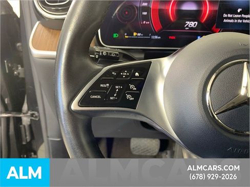 Used 2023 Mercedes-Benz GLC 300 image 23