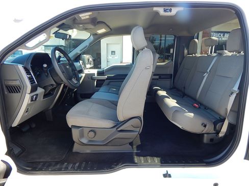 Used 2020 Ford F150 XLT RWD image 11