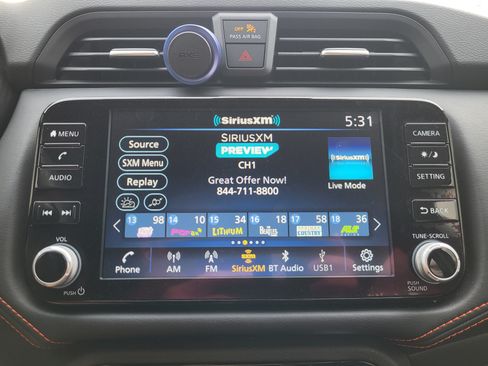 Used 2025 Nissan Versa SR w/ Electronics Package FWD image 21
