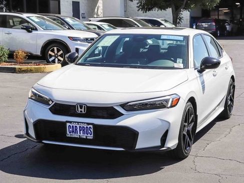 Used 2025 Honda Civic Sport image 5