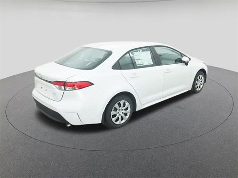 New 2026 Toyota Corolla LE image 9