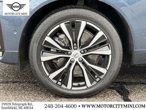 Used 2023 Volvo XC60 B6 Ultimate w/ Climate Package AWD/4WD image 11