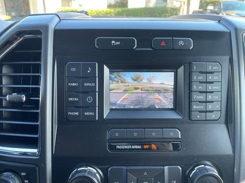 Used 2015 Ford F150 XLT w/ Equipment Group 301A Mid image 33