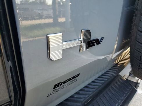 New 2026 GMC Hummer EV SUV AWD/4WD image 8
