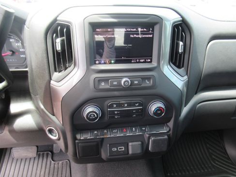 Used 2025 Chevrolet Silverado 1500 Custom RWD image 24