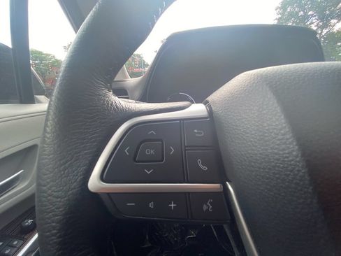 Used 2024 Toyota Sienna XLE FWD image 18