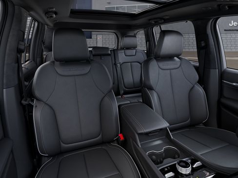 New 2025 Jeep Grand Cherokee Overland w/ Adv Protech Group III image 16