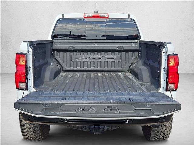Used 2024 Chevrolet Colorado ZR2 w/ ZR2 Convenience Package III AWD/4WD image 10