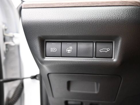Used 2025 Toyota Grand Highlander FWD image 38