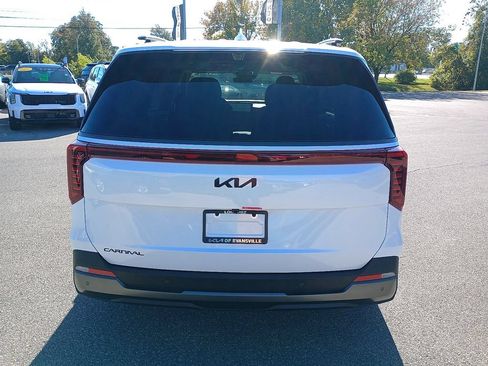 New 2026 Kia Carnival SX Prestige FWD image 6