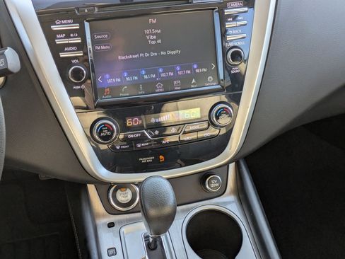Used 2017 Nissan Murano S w/ Navigation Package image 19