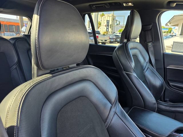 Used 2018 Volvo XC90 T5 R-Design w/ Convenience Package FWD image 14