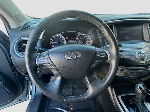Used 2019 INFINITI QX60 Luxe w/ Essential Package image 10