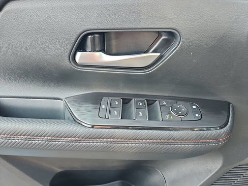 Used 2026 Nissan Kicks SR FWD image 26