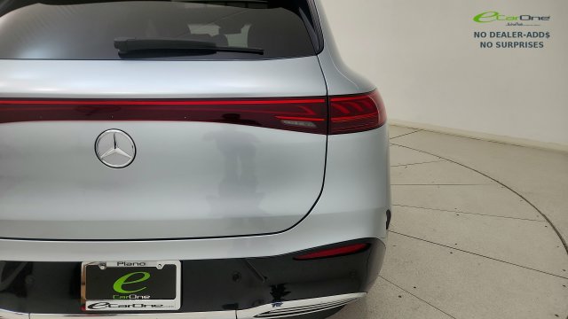 Used 2023 Mercedes-Benz EQS 580 4MATIC SUV image 28