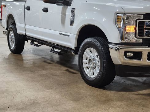 Used 2018 Ford F250 XLT w/ XLT Value Package image 16