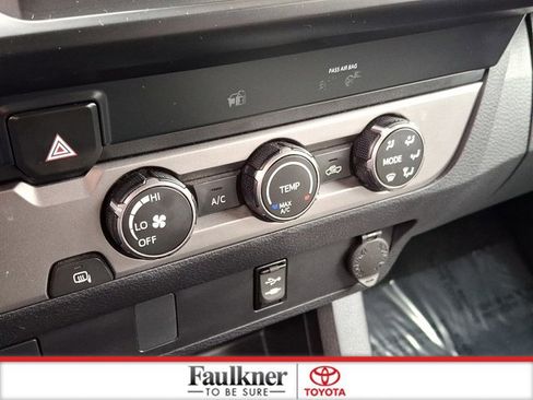 Certified 2019 Toyota Tacoma SR image 15