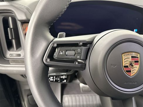 New 2026 Porsche Cayenne GTS image 38