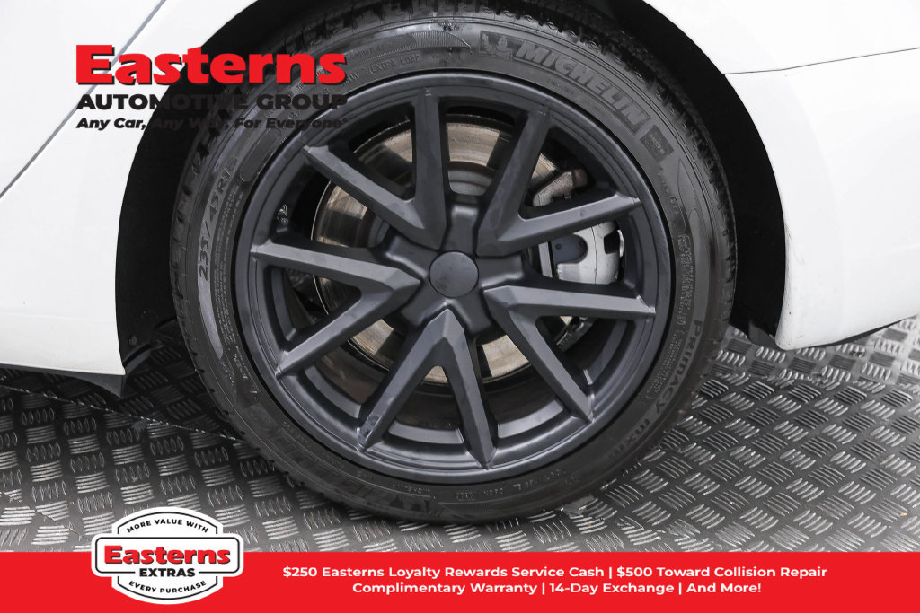 Used 2023 Tesla Model 3 Standard Range RWD image 29