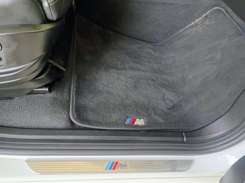 Used 2012 BMW X6 M image 41