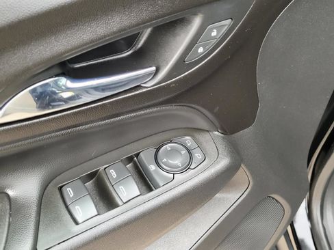 Used 2022 Chevrolet Equinox LT FWD image 22