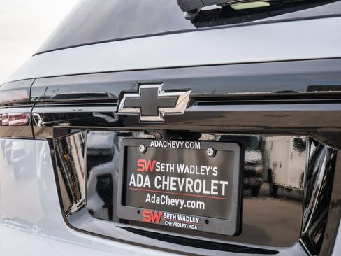 New 2026 Chevrolet Traverse Z71 w/ Enhanced Driving Package AWD/4WD image 12