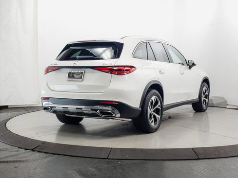 Used 2025 Mercedes-Benz GLC 350e 4MATIC image 28