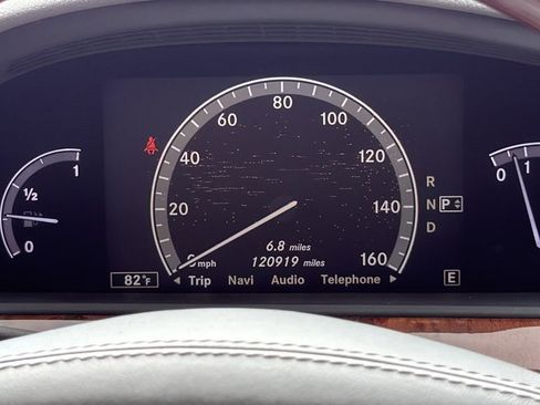 Used 2011 Mercedes-Benz S 550 image 19