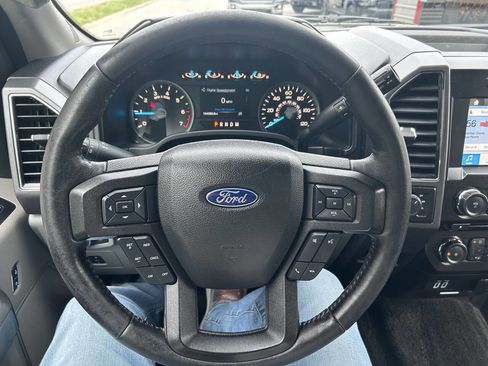 Used 2017 Ford F150 XLT w/ Equipment Group 302A Luxury AWD/4WD image 28
