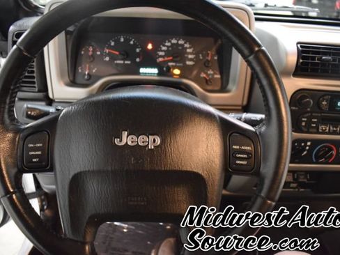 Used 2006 Jeep Wrangler Unlimited AWD/4WD image 14