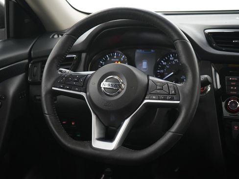Used 2018 Nissan Rogue SL w/ Premium Package AWD/4WD image 17