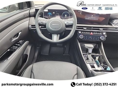 New 2025 Hyundai Santa Cruz Limited image 11