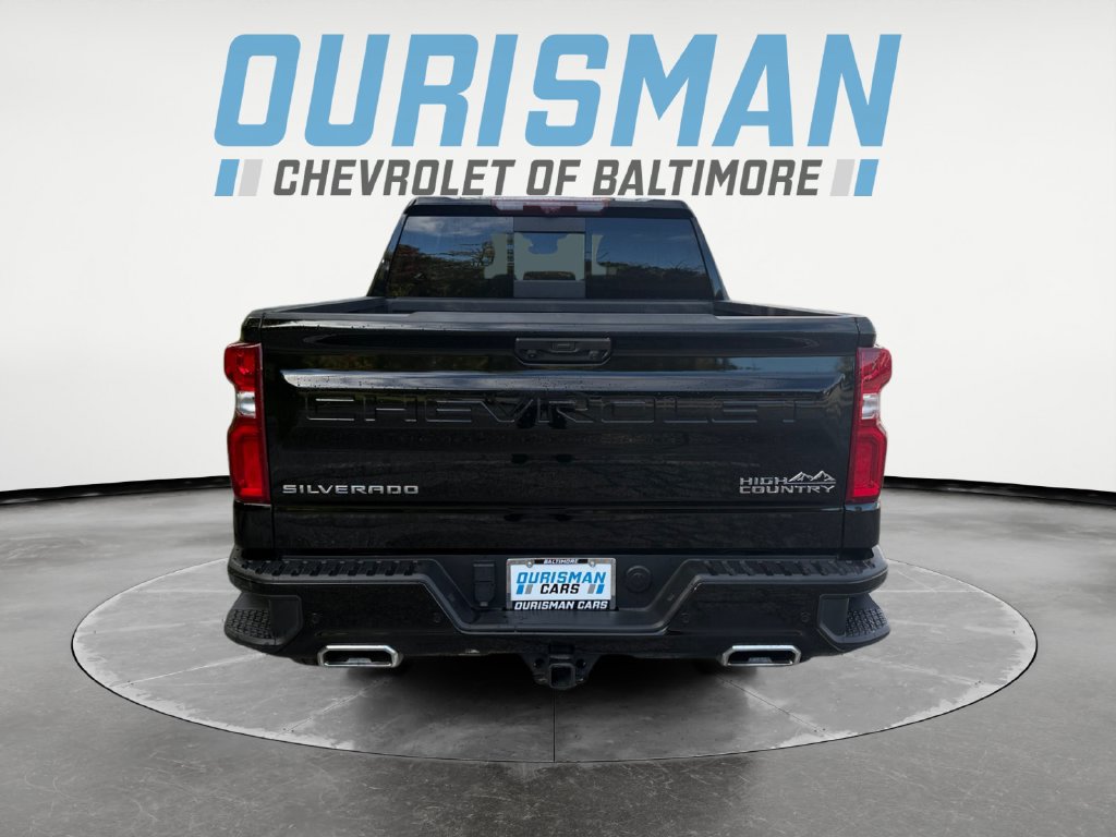 Used 2024 Chevrolet Silverado 1500 High Country w/ Technology Package AWD/4WD image 5