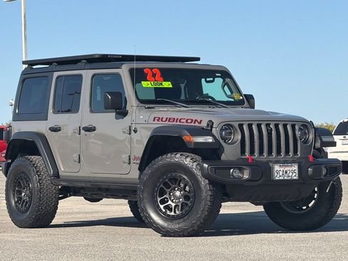Used 2022 Jeep Wrangler Unlimited Rubicon w/ Xtreme Recon 35" Tire Package AWD/4WD image 2