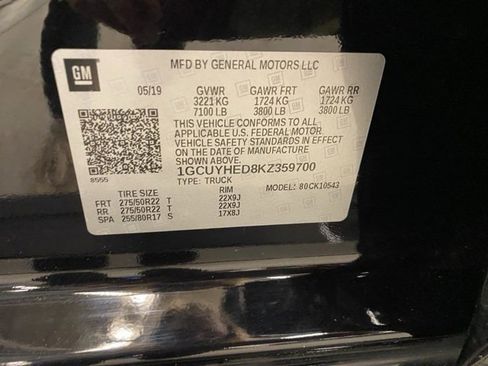 Used 2019 Chevrolet Silverado 1500 High Country image 32