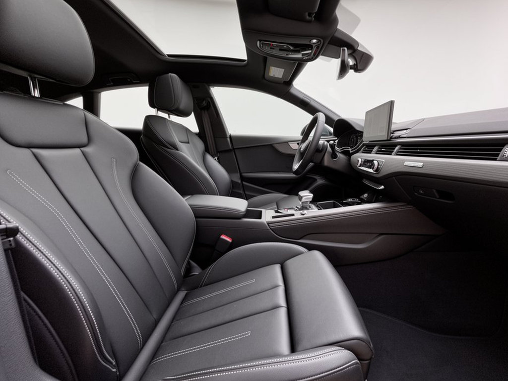 Used 2024 Audi A5 2.0T Premium Plus AWD/4WD image 30