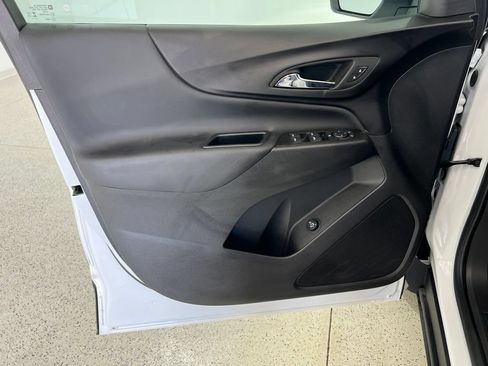 Used 2024 Chevrolet Equinox LT w/ LPO, Floor Liner Package AWD/4WD image 20