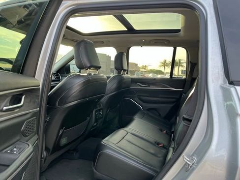 Used 2022 Jeep Grand Cherokee Limited 4xe w/ Luxury Tech Group II image 14