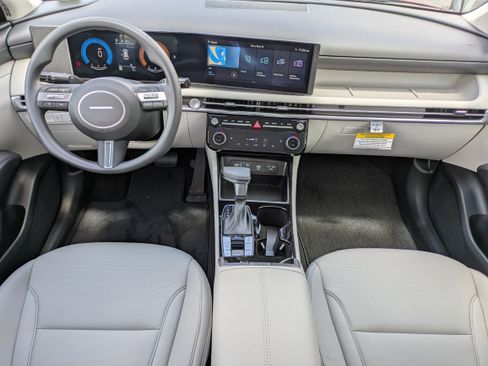New 2026 Hyundai Tucson SEL FWD image 12