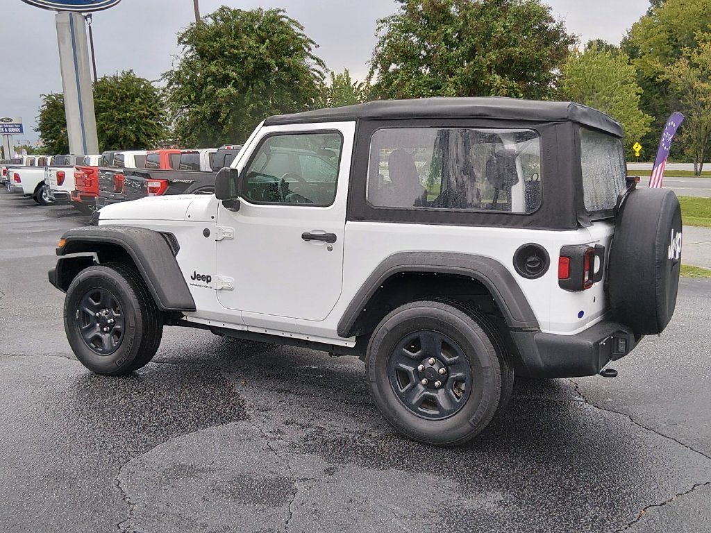 Used 2023 Jeep Wrangler Sport AWD/4WD image 6
