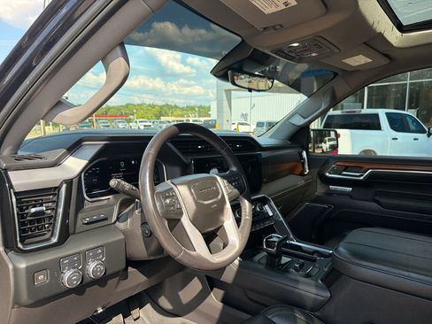 Used 2023 GMC Sierra 1500 Denali w/ Denali Reserve Package AWD/4WD image 24
