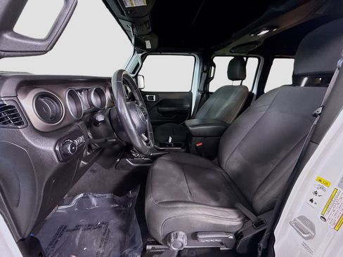 Used 2018 Jeep Wrangler Unlimited Sport S image 22