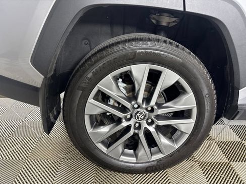 Used 2022 Toyota RAV4 Limited w/ Limited Grade Weather Package AWD/4WD image 34