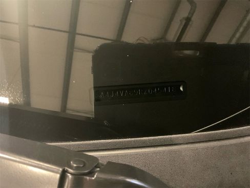 Used 2024 Mitsubishi Outlander SE image 30