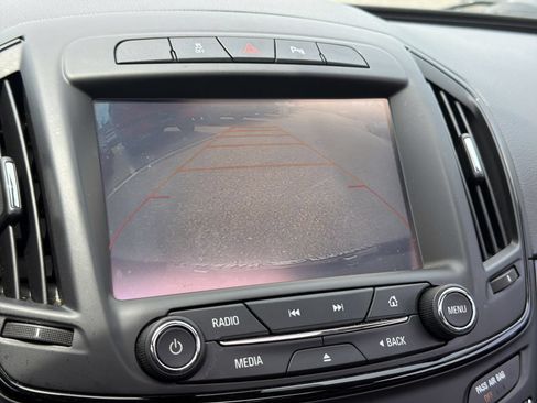 Used 2016 Buick Regal Premium FWD image 36